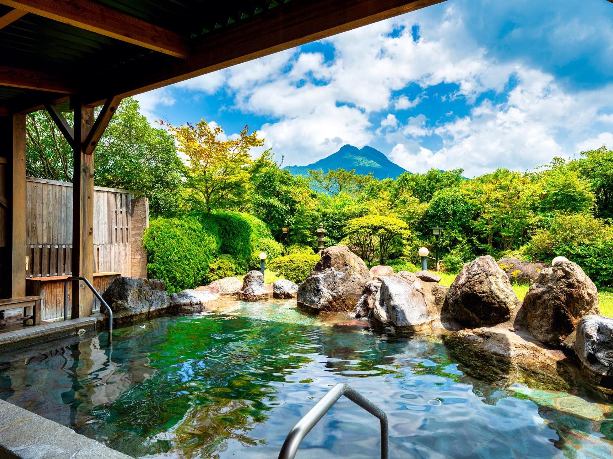 Yufuin Sansuikan Luaran gambar